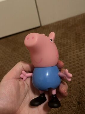 Peppa pig Georgie pig character